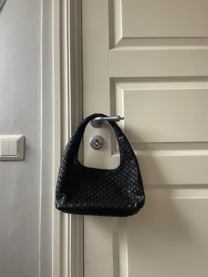 Väska  - Väska från Na-kd, nyskick 