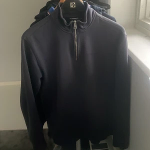 J.Lindeberg half zip tröja  - J.Lindeberg half zip tröja stl S. Kan tänka mig att gå ner i pris🍾💯