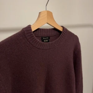 Massimo dutti Sweater kashmire - Tjena! Säljer nu denna Ull Kashmire sweatern från Massimo dutti. Skick 9/10. Kontakta mig vid eventuella frågor eller prisförslag!😁👍