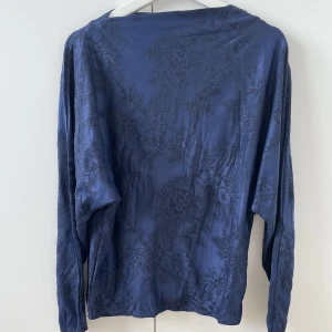 Blus - Superfin blus från zara