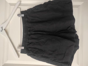 House of Dagmar kortbyxor  - Finns i Frölunda alt skickas  Bra använt skick (Hund och katt finns i hemmet)