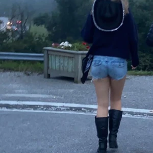 Shorts lowwaist - Storlek s/m Från zalando