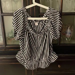 Topp - Topp från HM, i mycket bra skick, som ny.