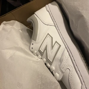 Skor  - Skorn från zalando,helt nya ,aldrig använda,inga skador,öpen med prisförslag