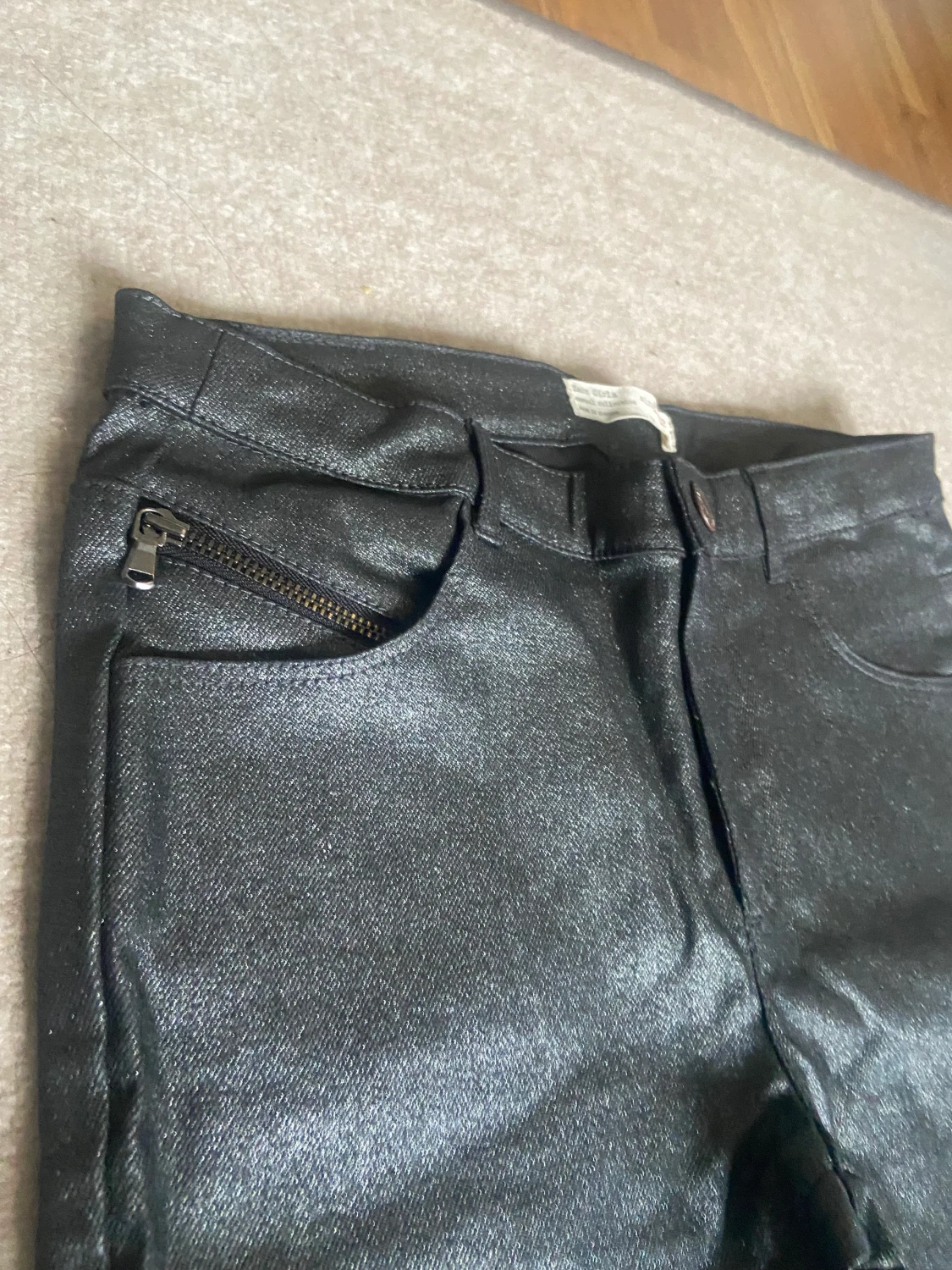 Glittriga svarta jeans-zara girls - 90