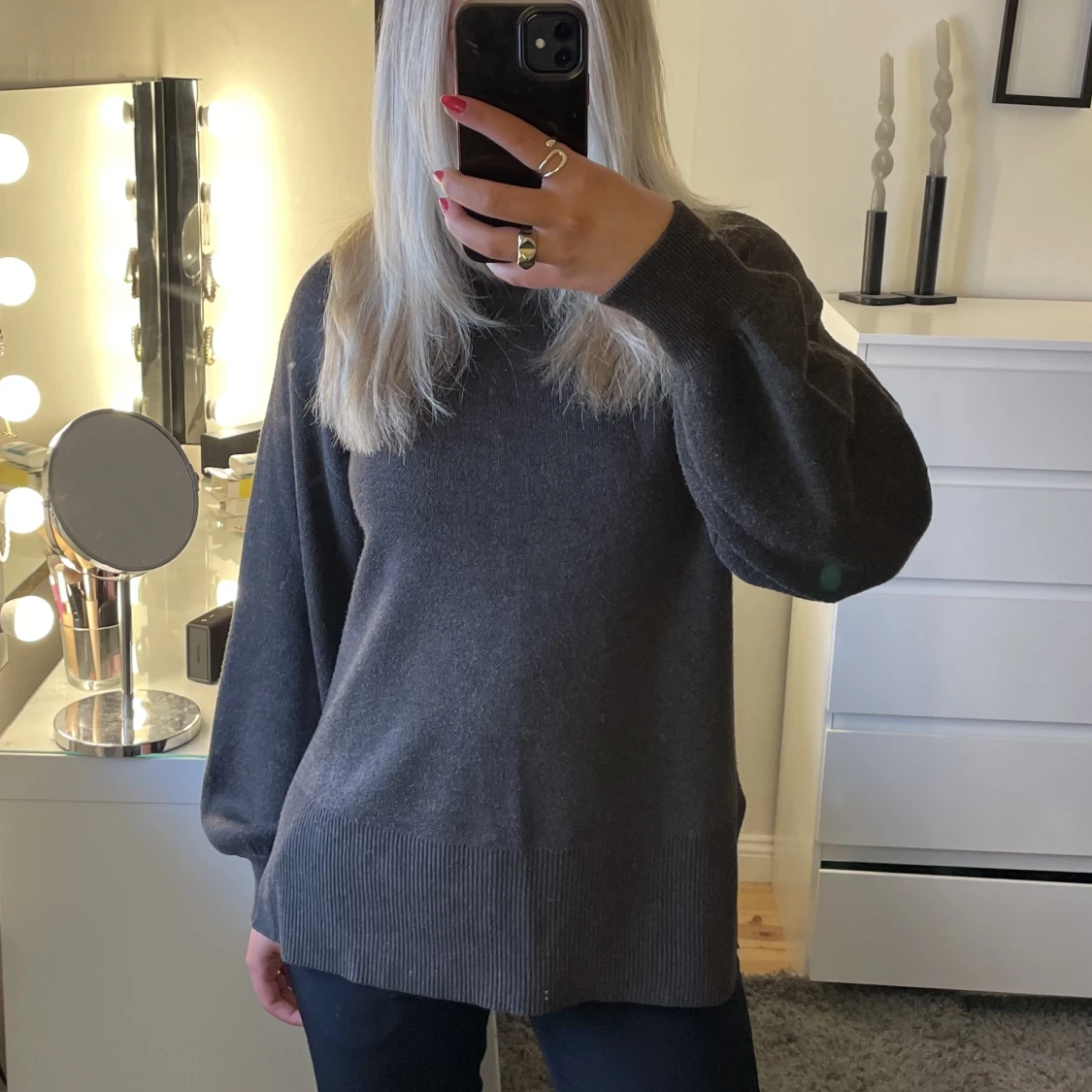 Brun stickad tröja  - 90