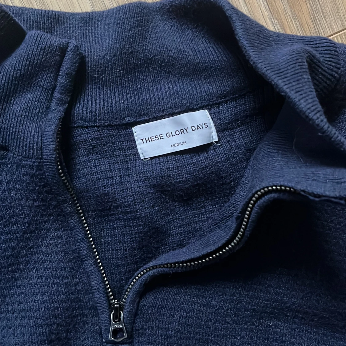 THESE GLORY DAYS halv zip - 90