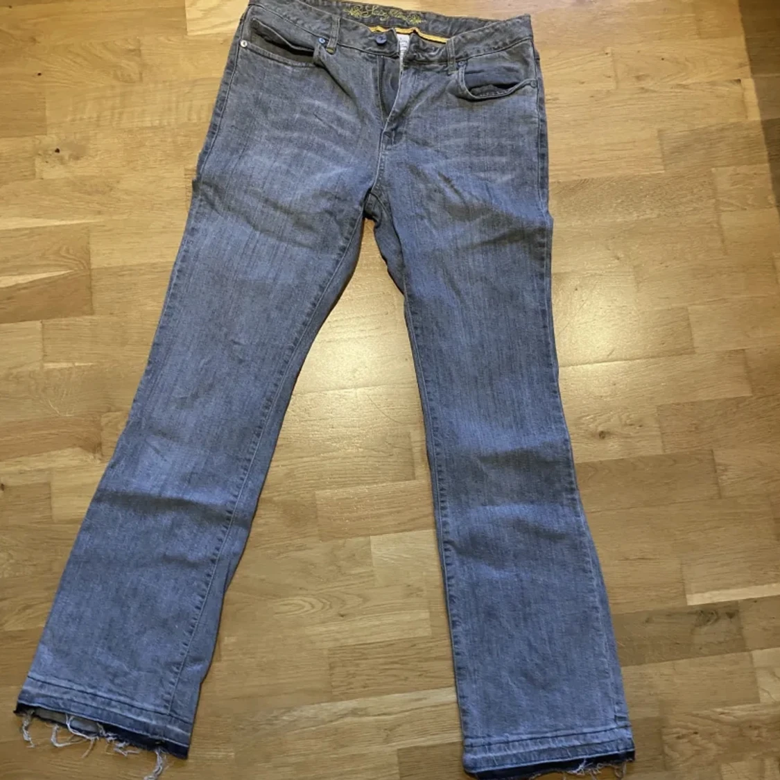 Utsvängda jeans - 90