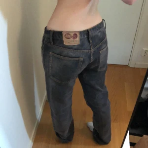 Unisex baggy jeans - Unisex från cheap monday, storlek W34 L34 Pris 180 kr + frakt