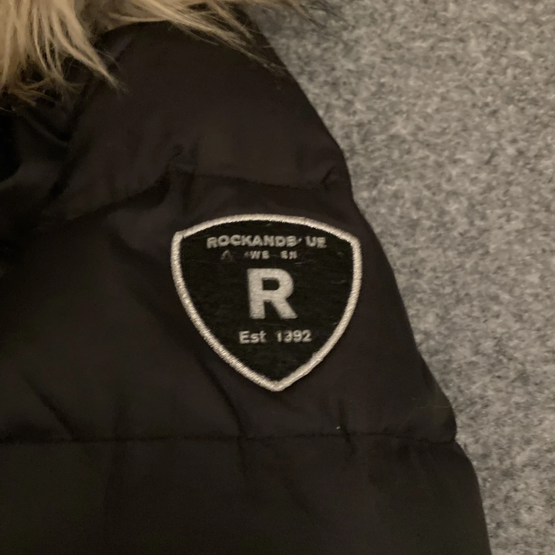 Rock and blue jagka - 90