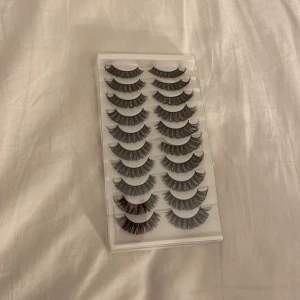 Lösögonfransar  - Helt nya lösögonfransar💕