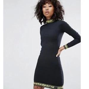 Wasted paris klänning - Bodycon klänning från wasted paris. 