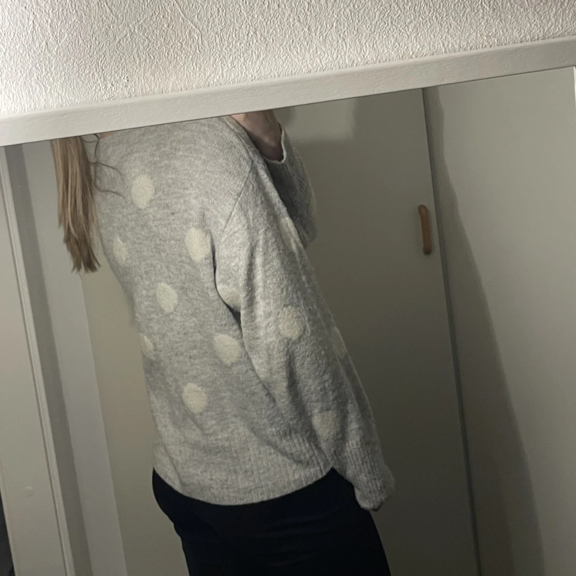 Prickig Tröja  - 90