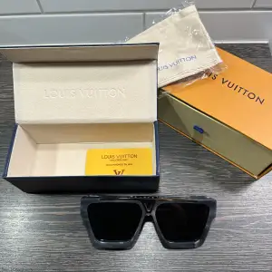Louis Vuitton Evidance solglasögon