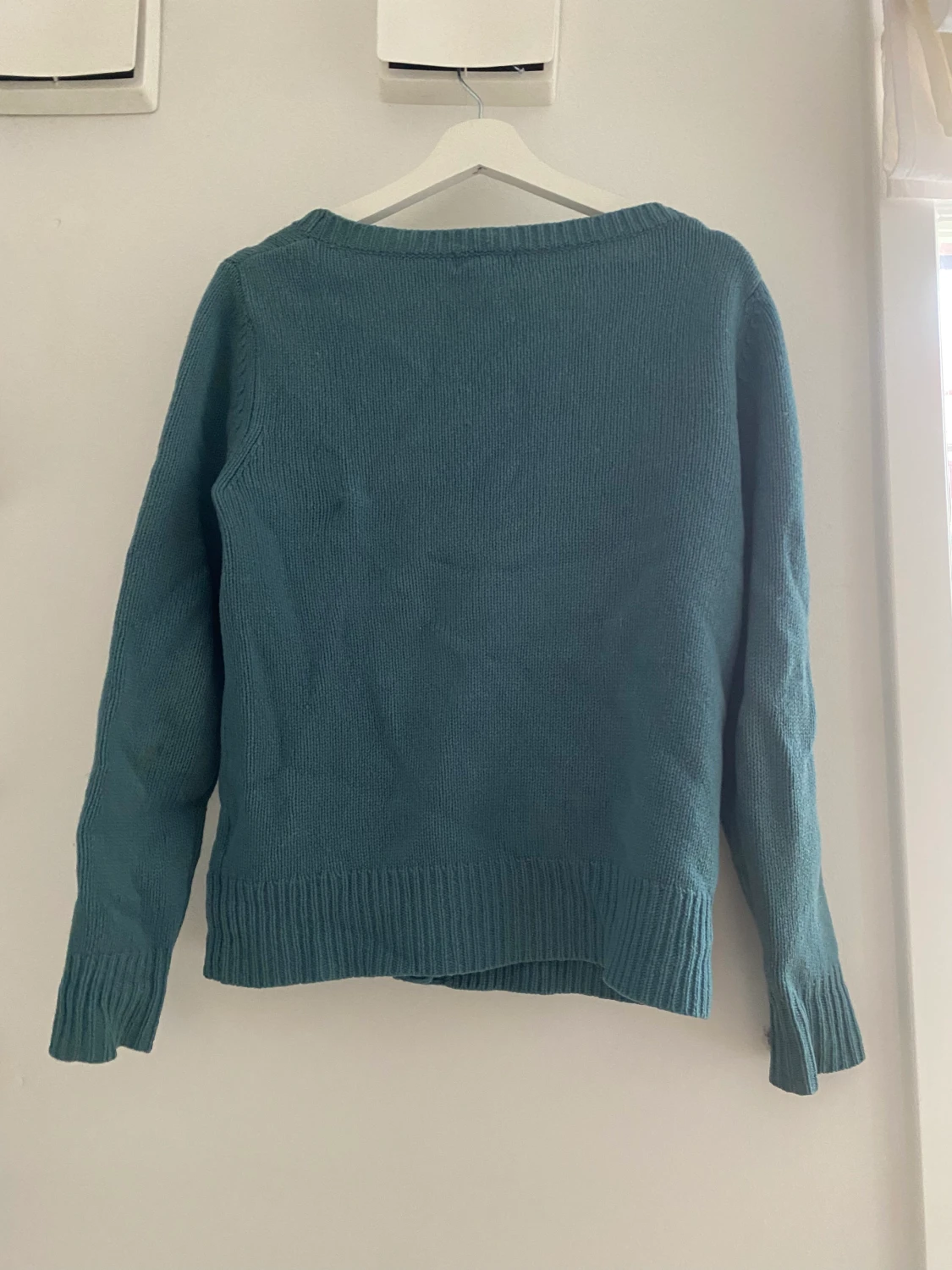 Stickad kofta från APC - 90