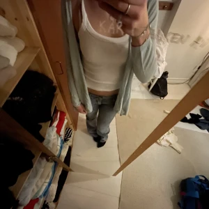 Lång kofta - Lång kofta i turkos färg!💕inga defekter och sjukt skönt material