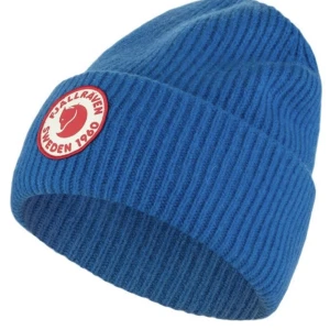 Fjällräven mössa  - Säljer min supersköna fjällräven mössa för att den ej kommer till användning ❤️  Nypris: 700kr