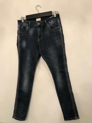 Jeans - I mycket bra skick 