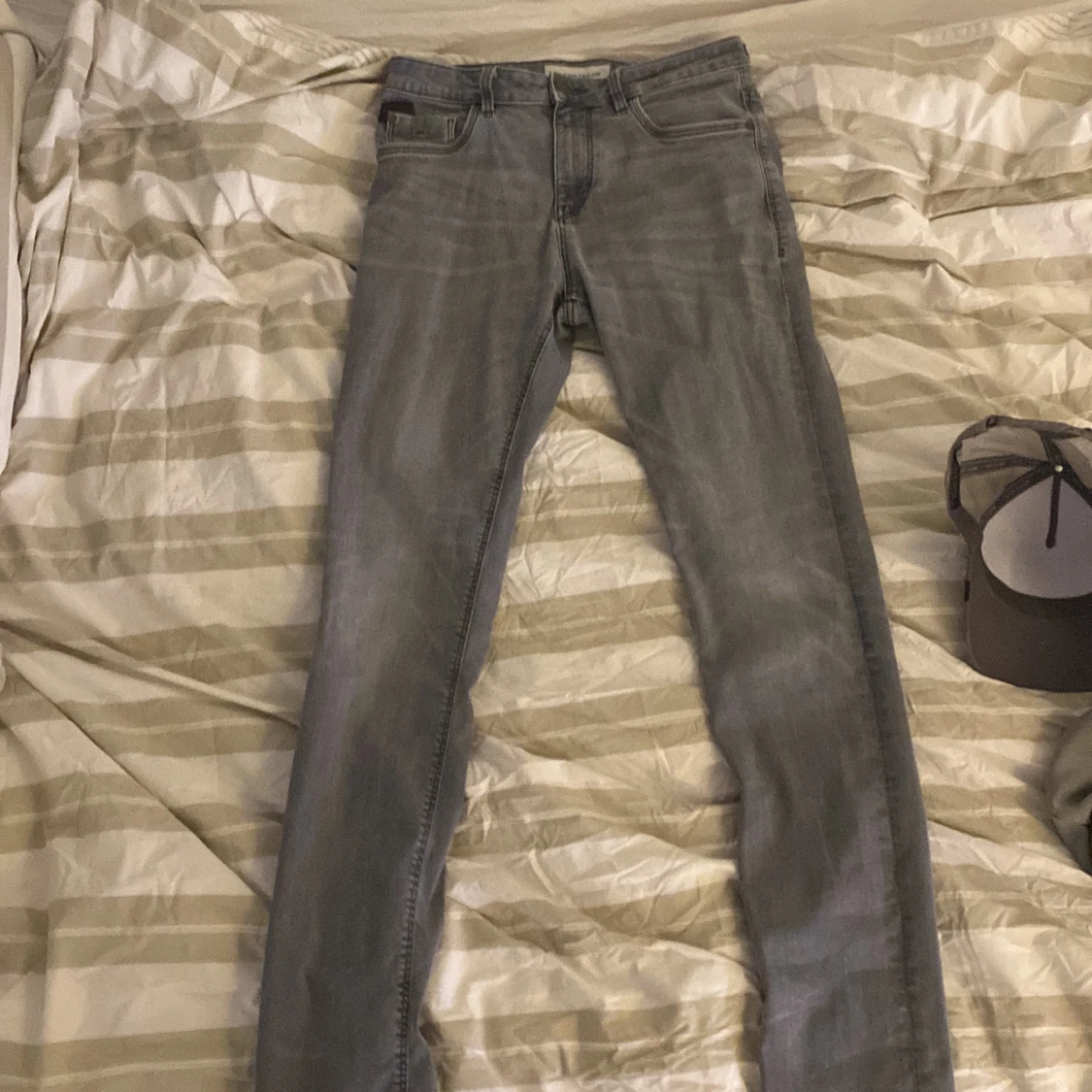 Jeans gråa tom tailor storlek 32/36