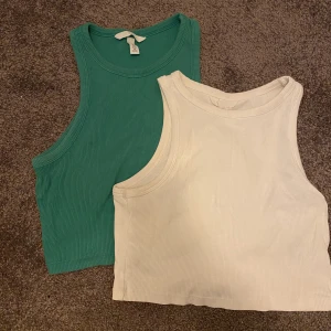 Linnen H&M - Vitt och grönt linne, köp tillsammans eller var för sig😊 25kr/st! 