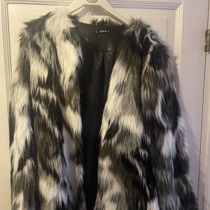 Jacka från Shein - Jacka från shein, oanvänd i storlek S