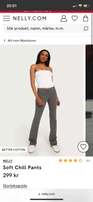 gråa yoga pants - säljer nu dessa yoga pants då jag vill ha en annan färg! inget fel på dem alls! Tvättade en gång! Nästan helt nya köpta ungefär för 1 vecka sen! skriv för fler bilder eller frågor 💕💕