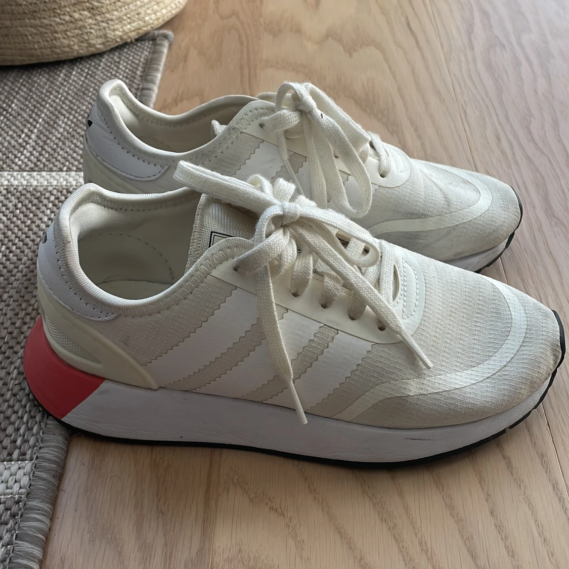 Adidas storlek 36