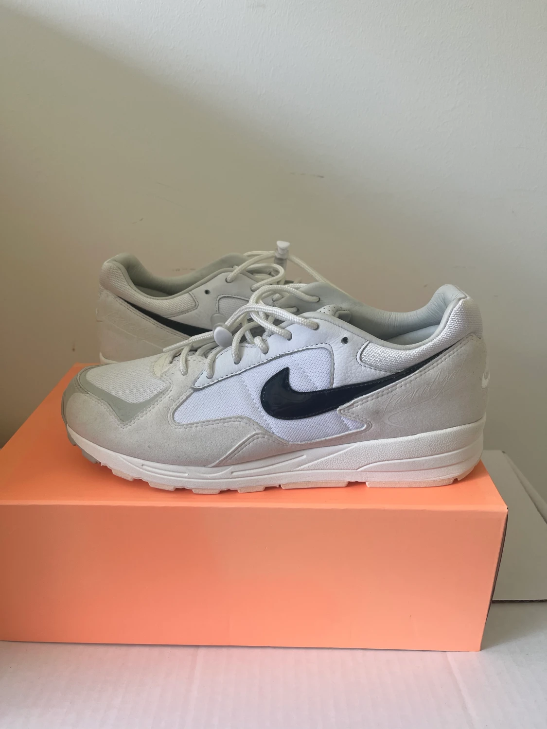 Nike air skylon 2 x fear of god white