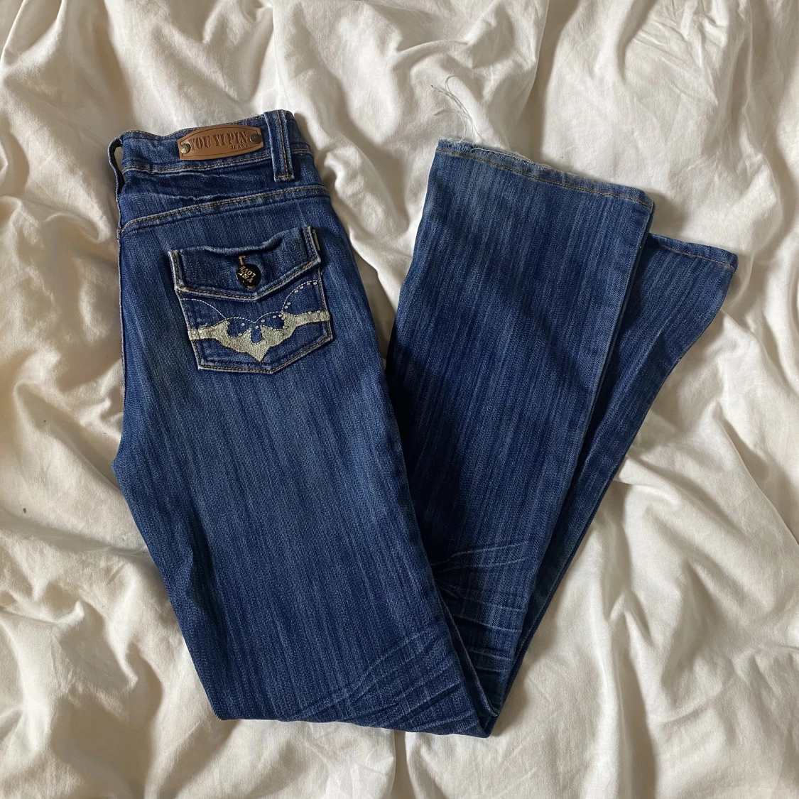 Utsvängda jeans