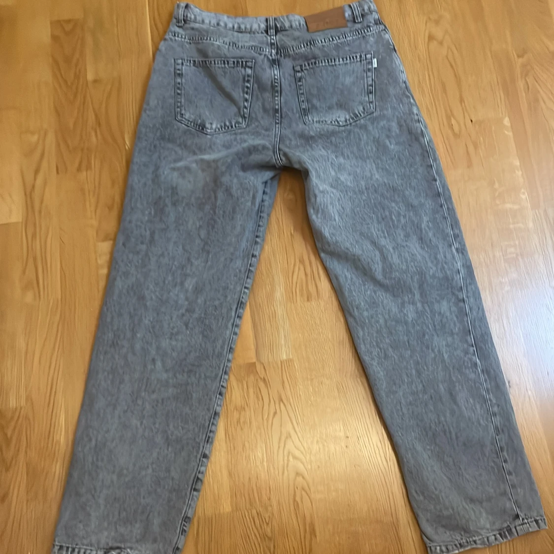 Woodbird jeans gråa - 90