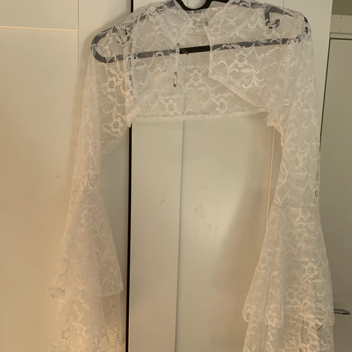 Tröj-kofta i spets - 90