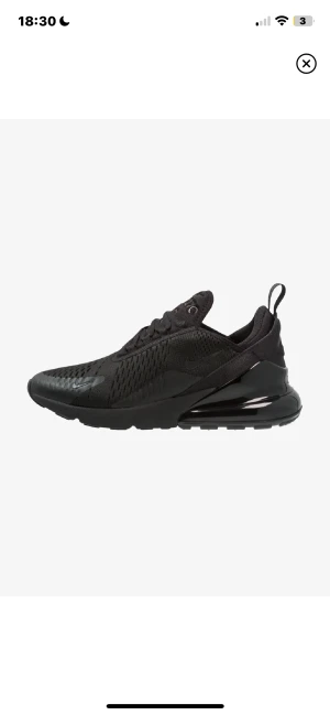 Nike air max 270  - Säljer eftersom dom ej passar, använda max 2 gånger.