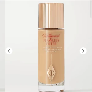 Fundation - Öppnad använd 2 gånger den har bara legat här hemma så väljer att bli av med den 30 ml