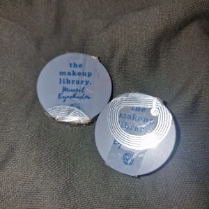 Ögonskugga - Helt nya och oöppnade singel ögonskuggor🦋 Nypris ca 40kr/st, säljes för 25kr/st eller båda för 40kr