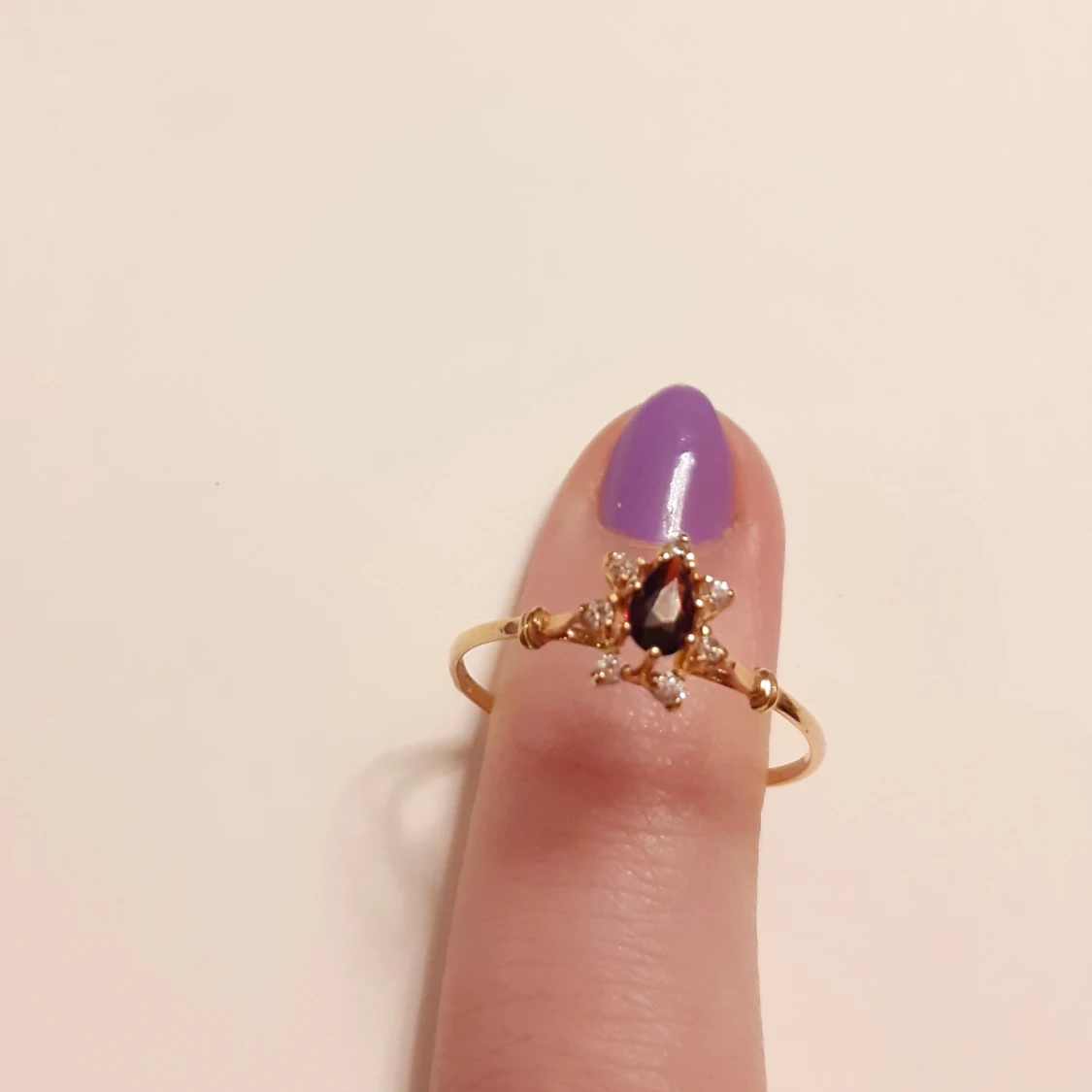 Guldring med stenar  - 90