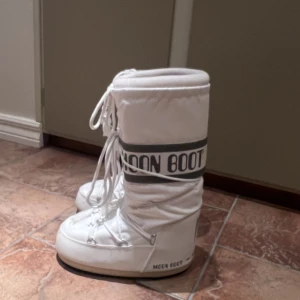 Moon boots - Moon boots st 36-39. Använda 1 säsong.