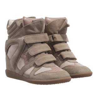 Isabel Marant skor i storlek 39 i färgen taupe, sparsamt använda🫶🏻🩷