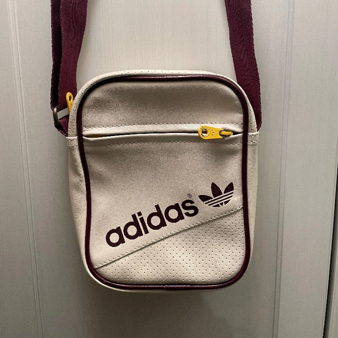 retro adidas väska