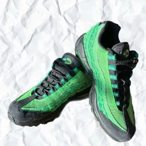 Air max 95 naija - Air max 95 naija är en sällsynt historia av nigeriansk fotboll och nike air max 95 modell i samarbete. Skicket är 10/10 precis som ny utan kartong. Mer information, bilder och prisdiskussion i dm. Nypris 310$. ✔️ Äkta ✔️