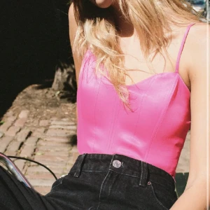 Korsett topp - Korsett topp från Zara💗 använd en gång 