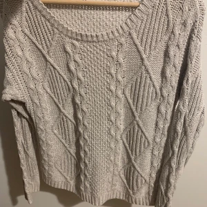 Stickad tröja - Superfin stickad tröja från Cubus. Passar XS/S💕