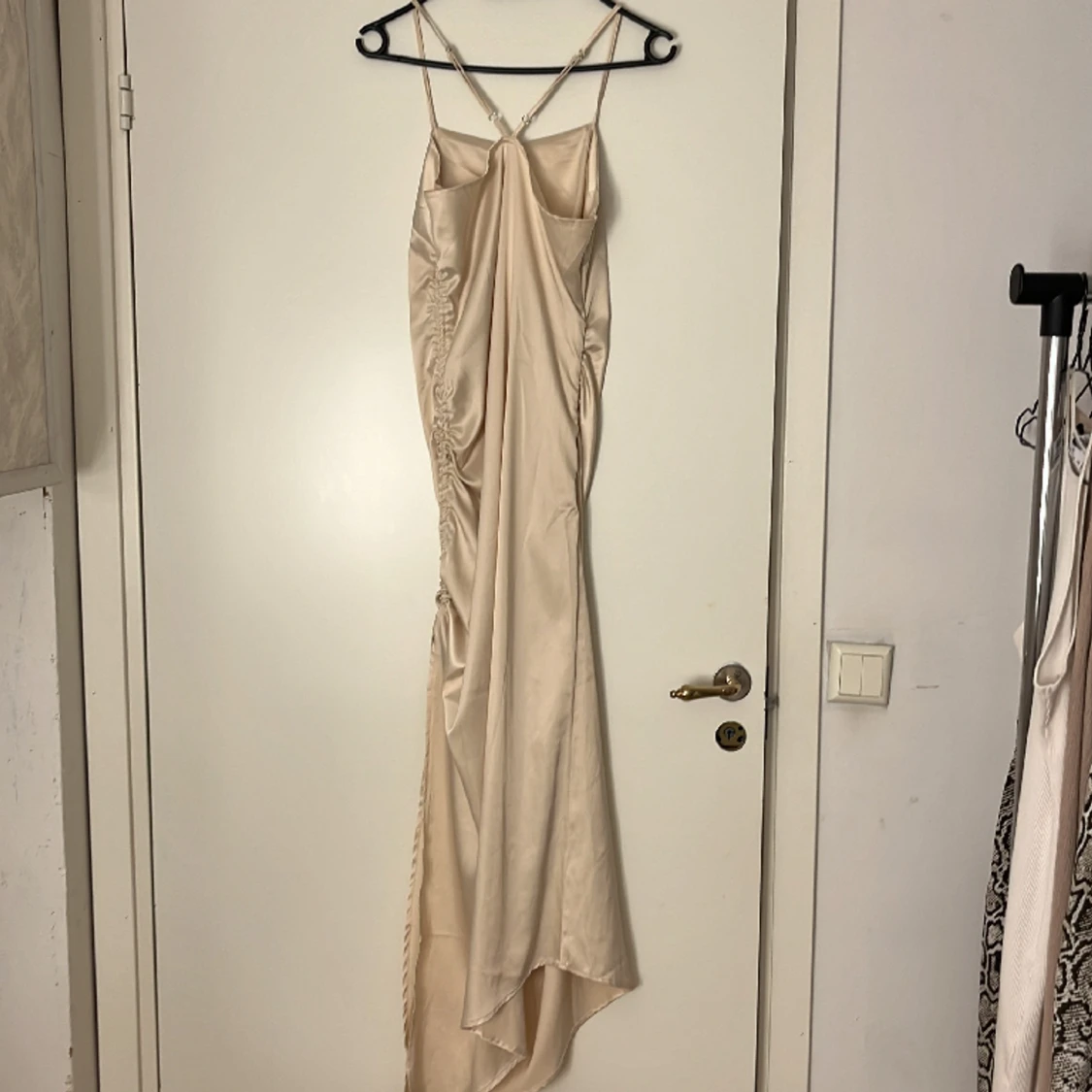 Silkes klänning  - 90