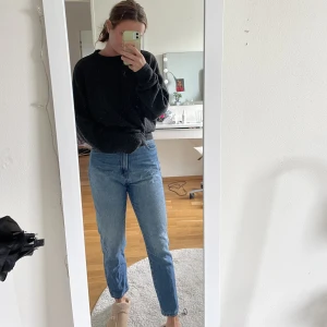 Blå jeans  - Jätte fina blå jeans i använt skick