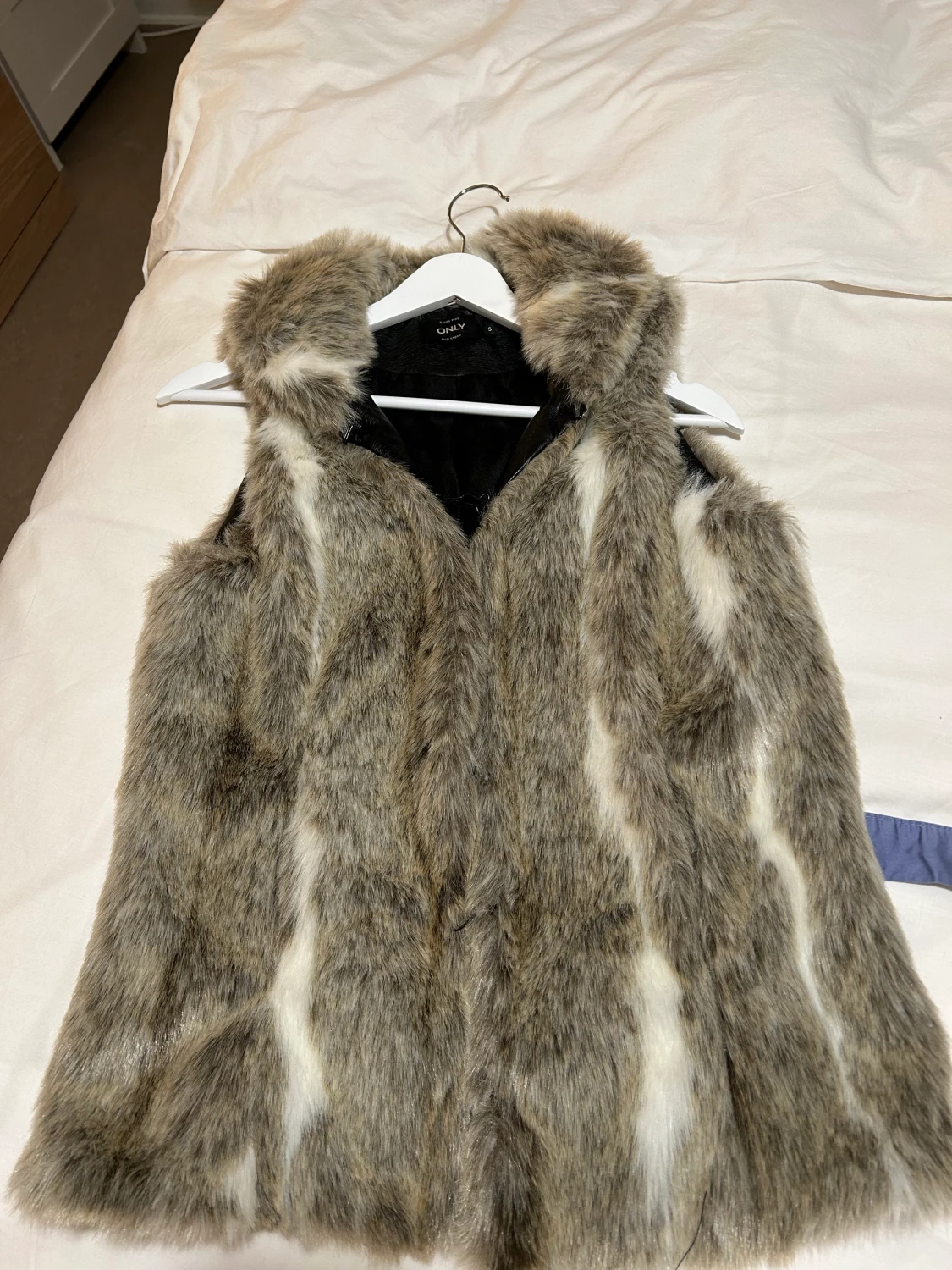 Päls väst strl small  - 90