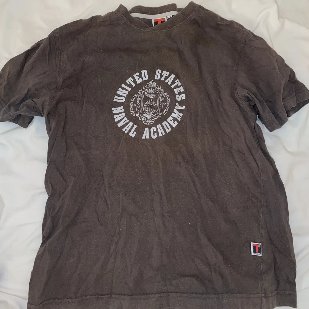 Vintage tshirt från märket timezone i strl m. T-shirts.