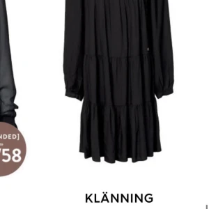 Klänning  - Pernilla Wahlgren , oanvänd storlek S. Passar en M också. 