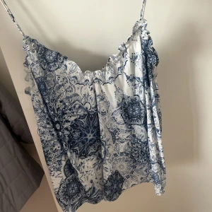 Mönstrat linne  - Så fint mönstrat linne, nyskick 💖