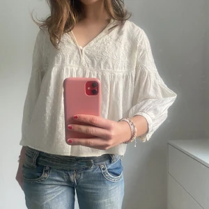 Söt blus  - Jätt bra skick och super söt💓