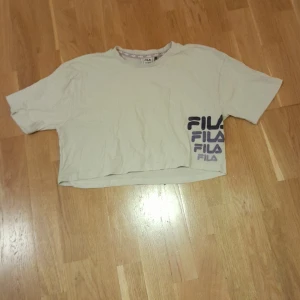 Magtröja från fila  - Använd men inte sliten 