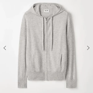 Soft goat tröja - Säljer min fina soft goat tröja som jag köpte för några månader sen💞Nypris: 2495 kr 